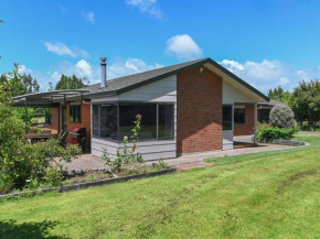 Best of Both Worlds - Ngongotaha Holiday Home